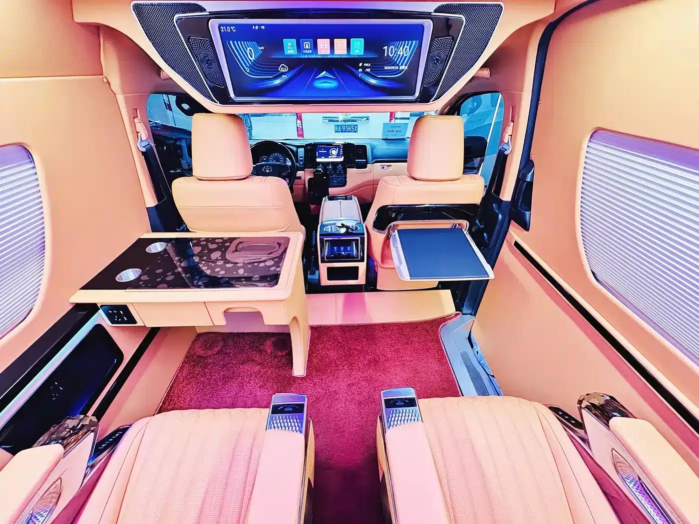 2023 HIACE 3.5L Automatic — миниатюра 9