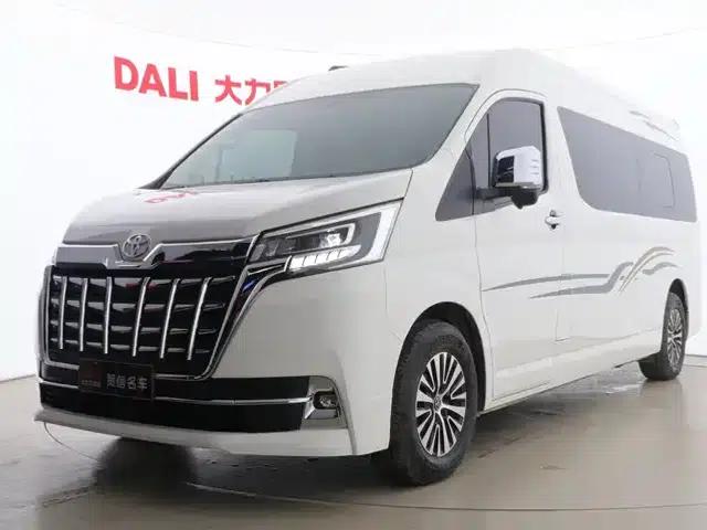 2023 HIACE 3.5L Automatic