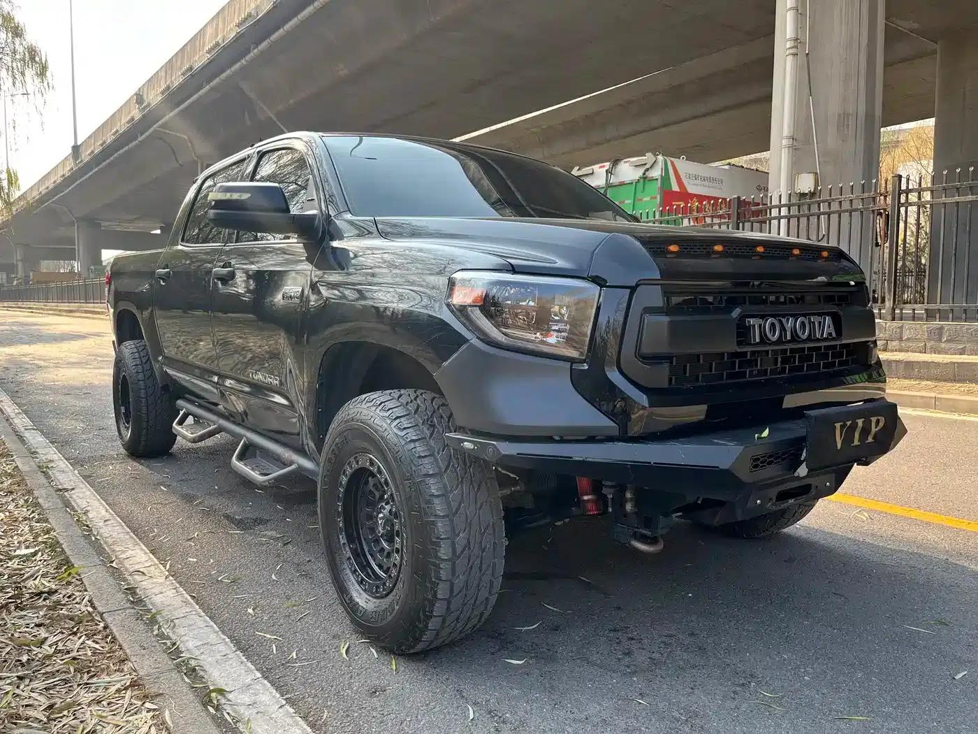2020 Tundra 5.7L Automatic — миниатюра 3