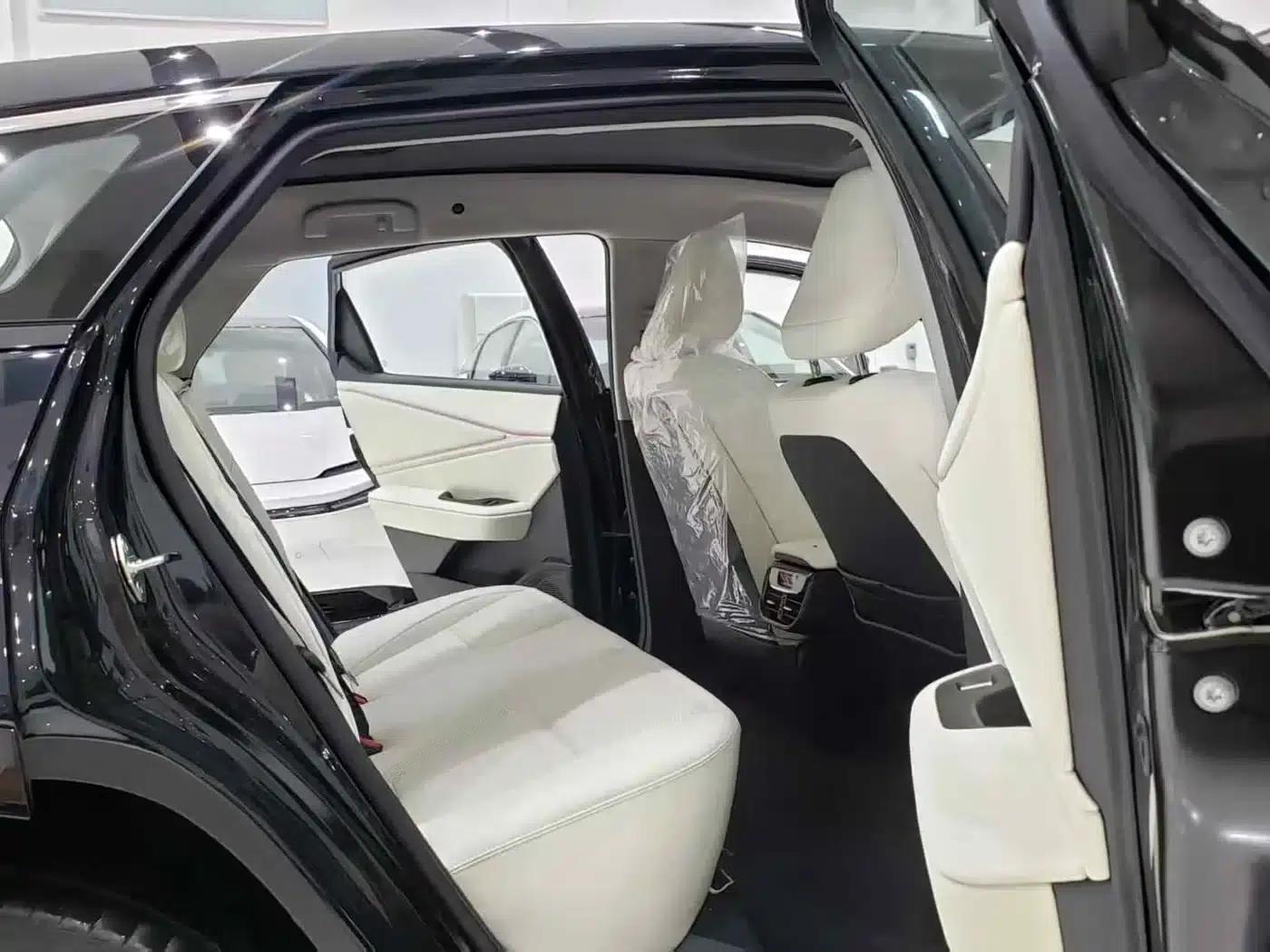 Toyota BZ5 2025 550 PRO Smart Edition — миниатюра 9
