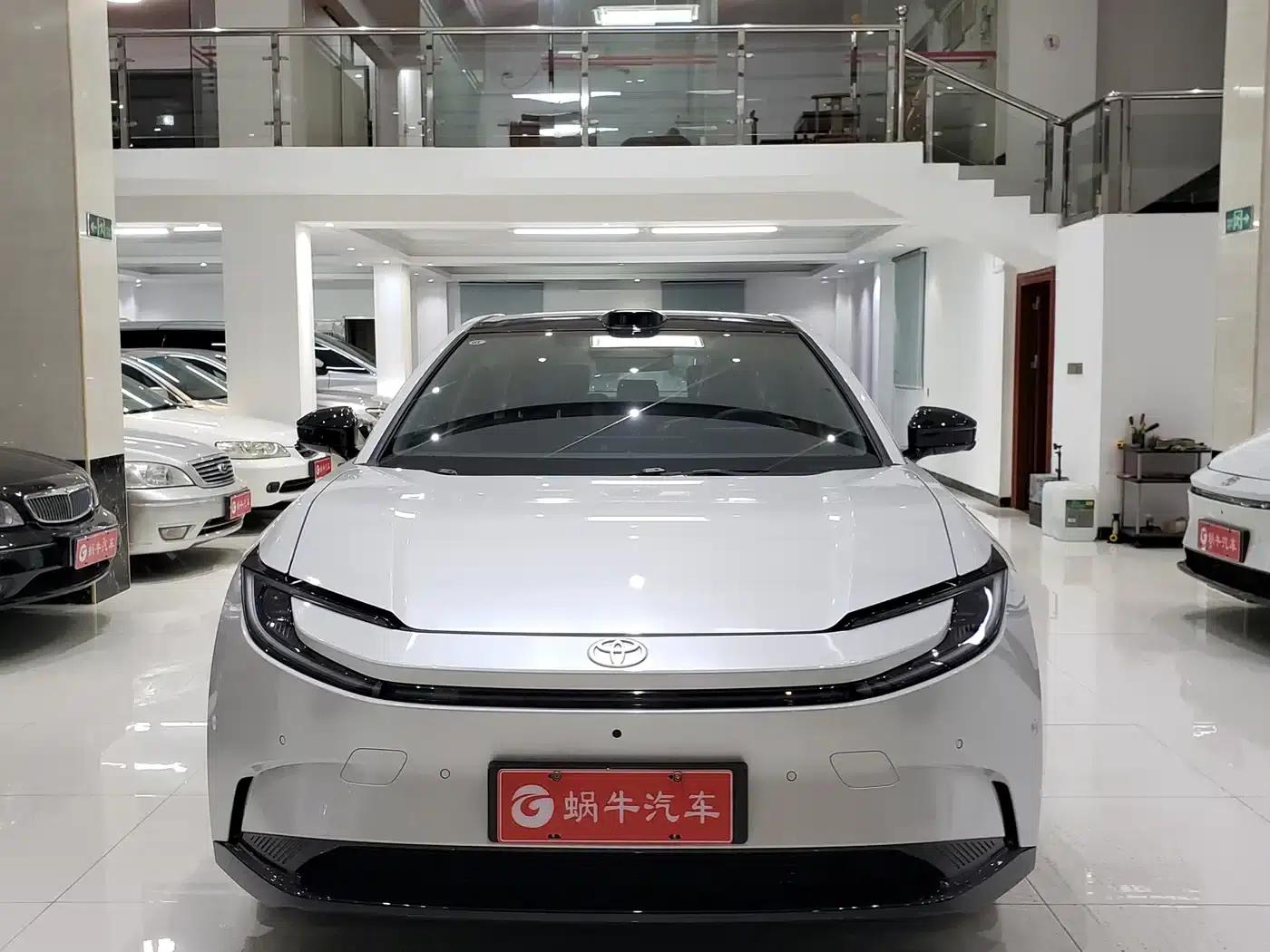 Toyota BZ5 2025 550 PRO Smart Edition — миниатюра 2