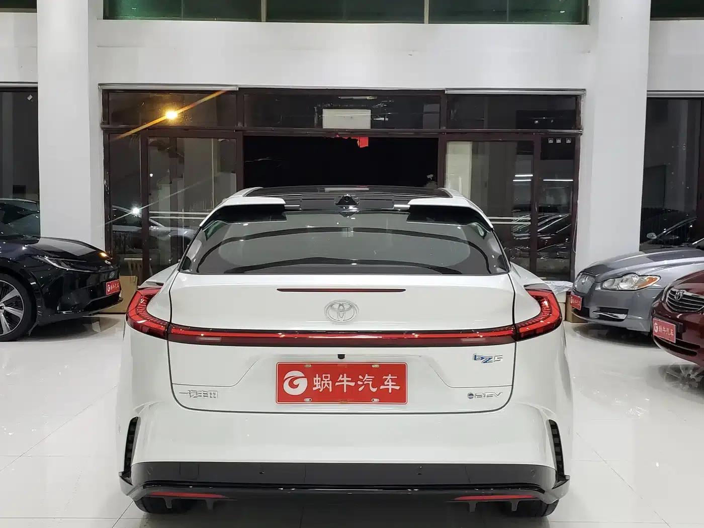 Toyota BZ5 2025 550 PRO Smart Edition — миниатюра 11