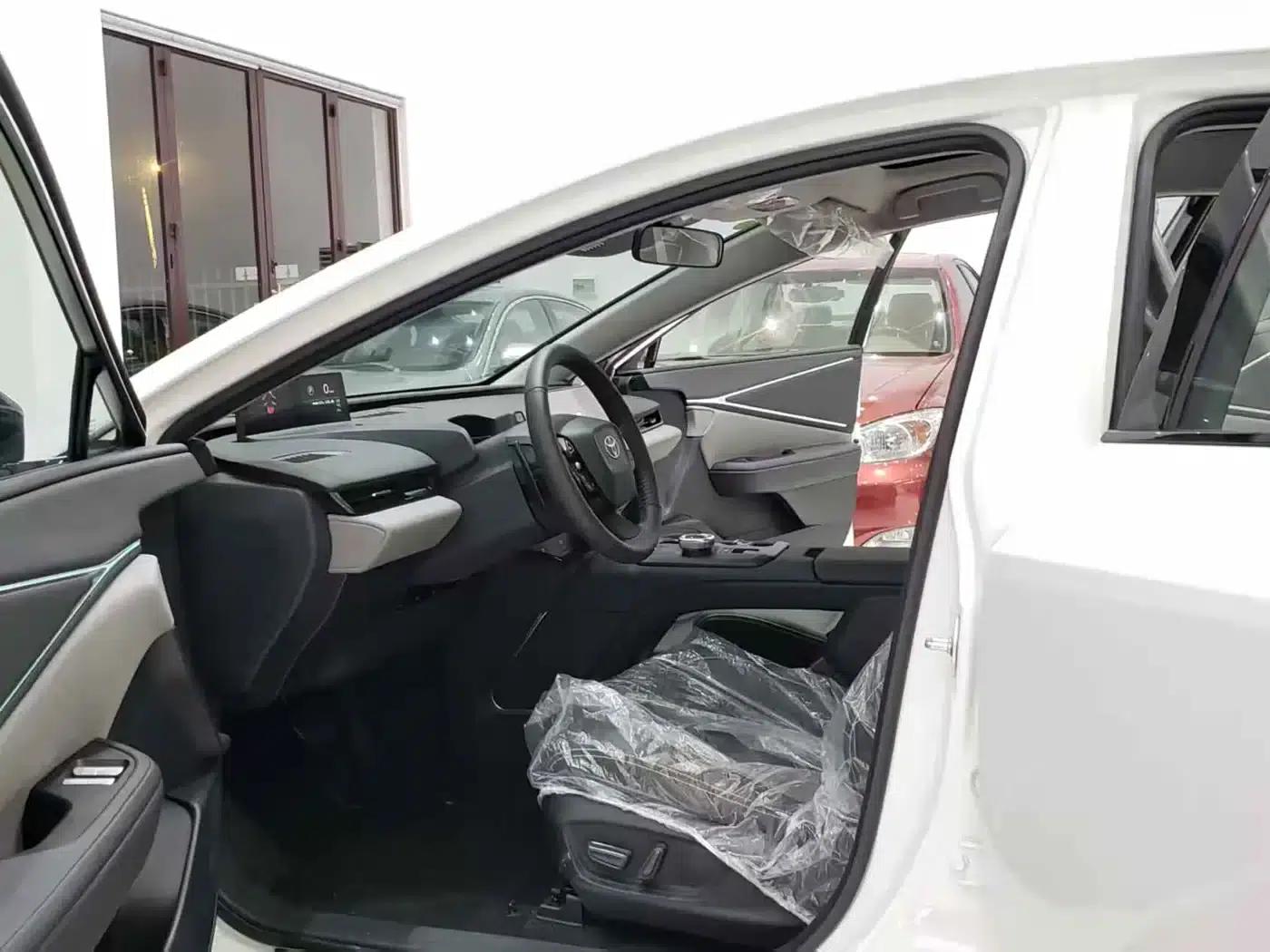 Toyota BZ5 2025 550 PRO Smart Edition — миниатюра 4