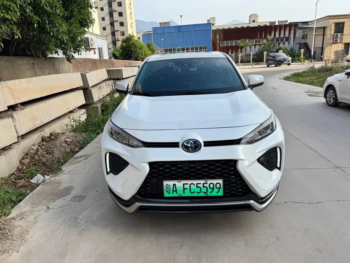 Highlander New Energy 2021 High-Performance Edition 2.5L Four-Wheel Drive Sport Edition — миниатюра 2