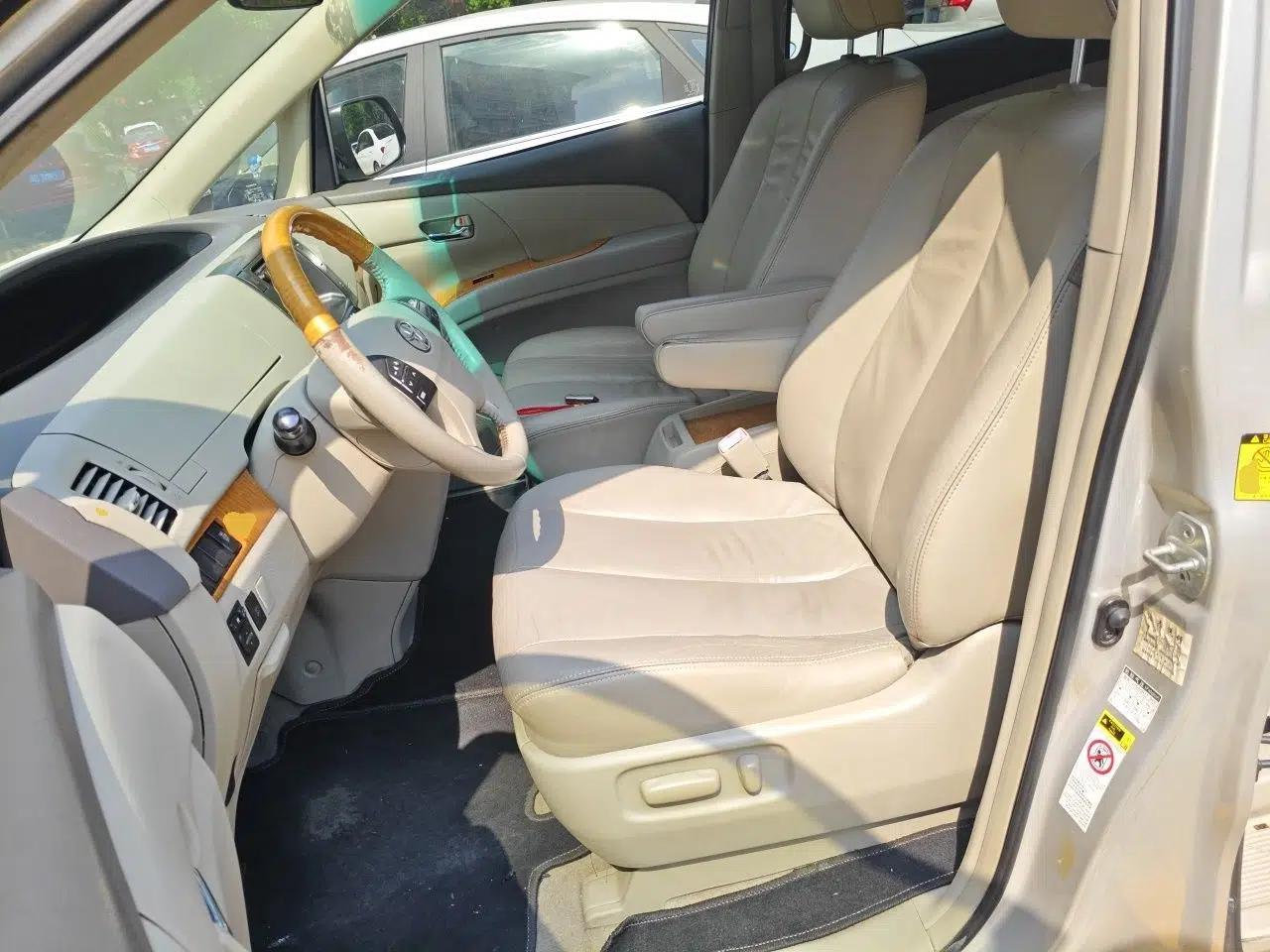 Toyota Previa 2007 3.5L 7-Seater Luxury Version — миниатюра 16