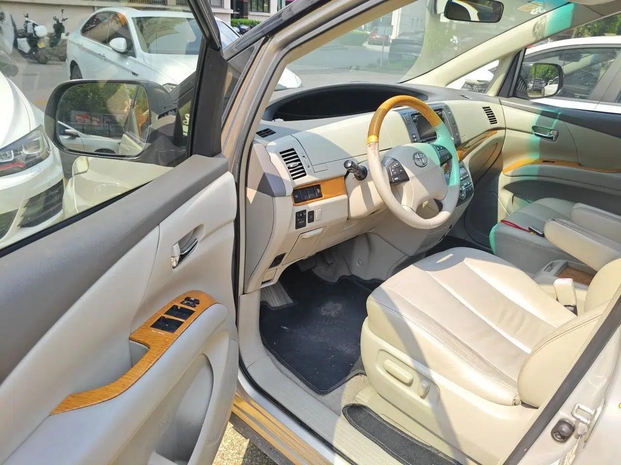 Toyota Previa 2007 3.5L 7-Seater Luxury Version — миниатюра 17