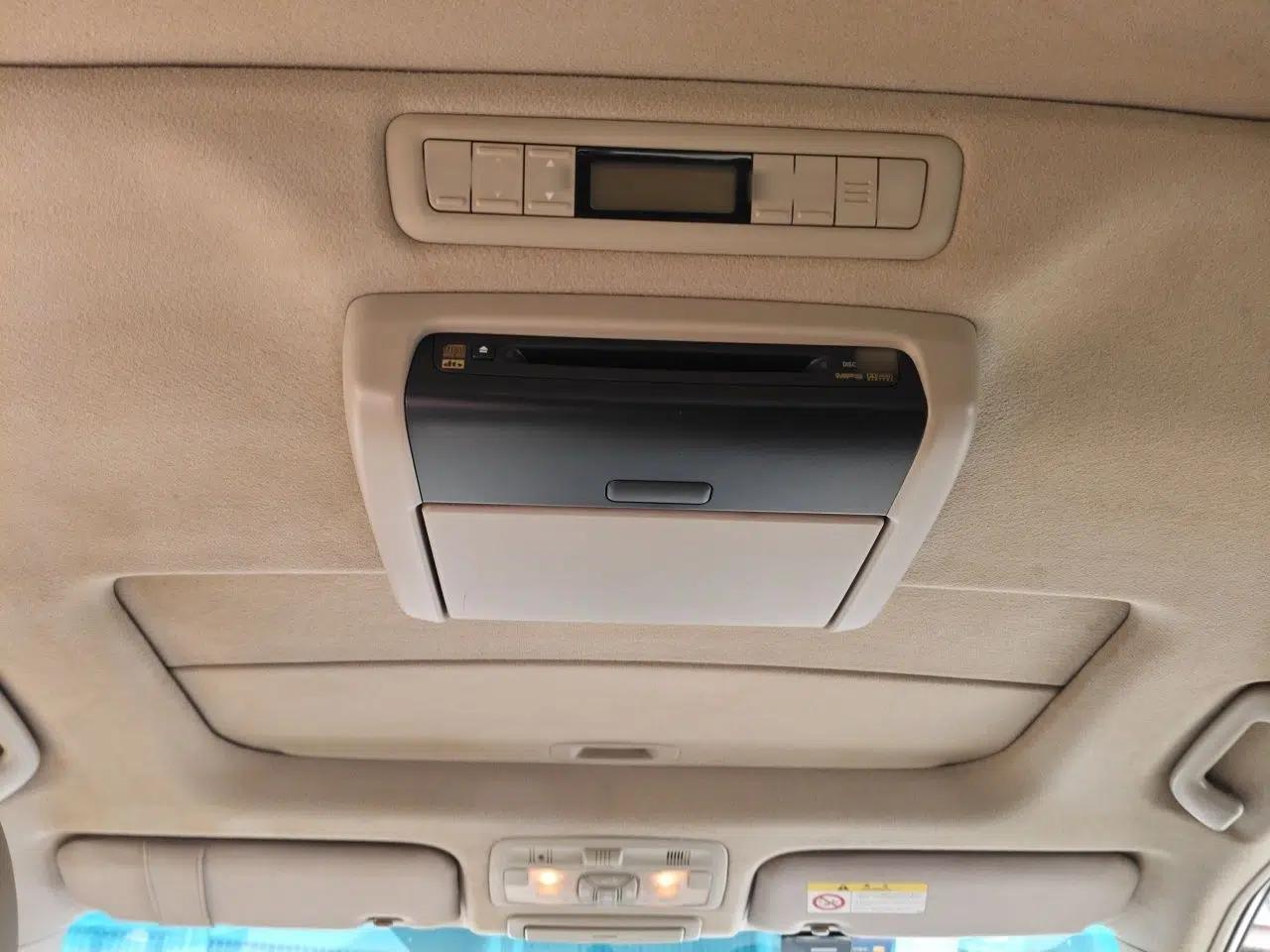 Toyota Previa 2007 3.5L 7-Seater Luxury Version — миниатюра 19