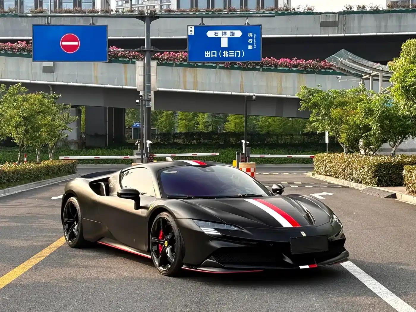 SF90 2020 3.9T V8 Stradale — миниатюра 3