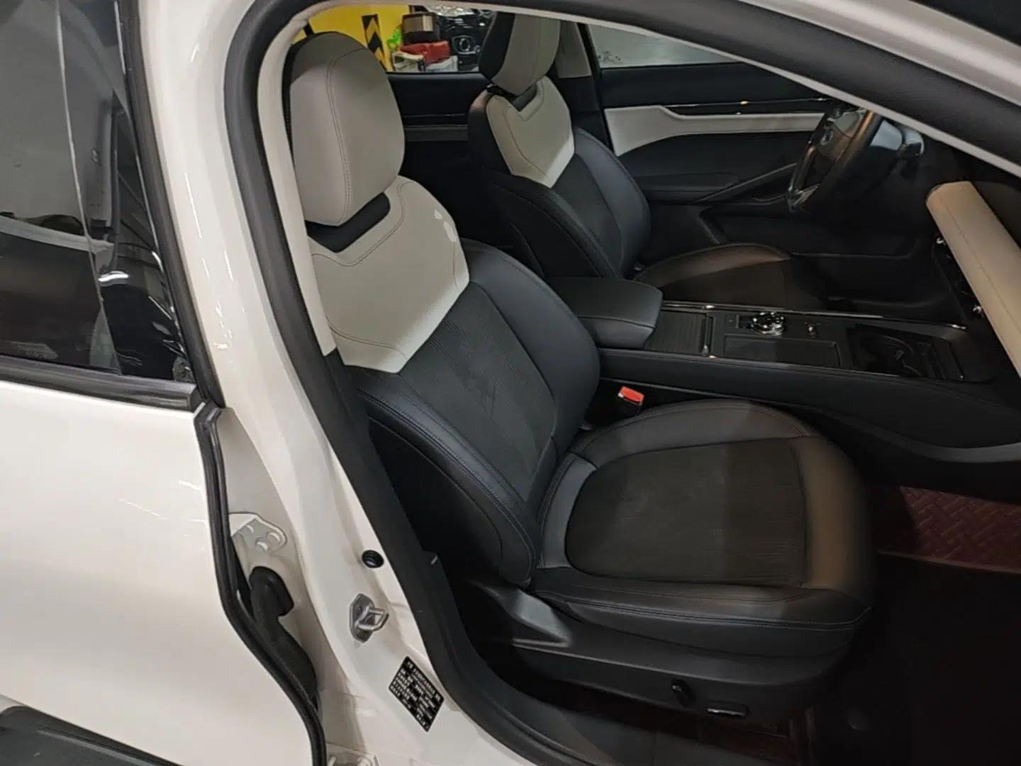 Ford EVOS 2022 EcoBoost 245 Style Edition — миниатюра 23