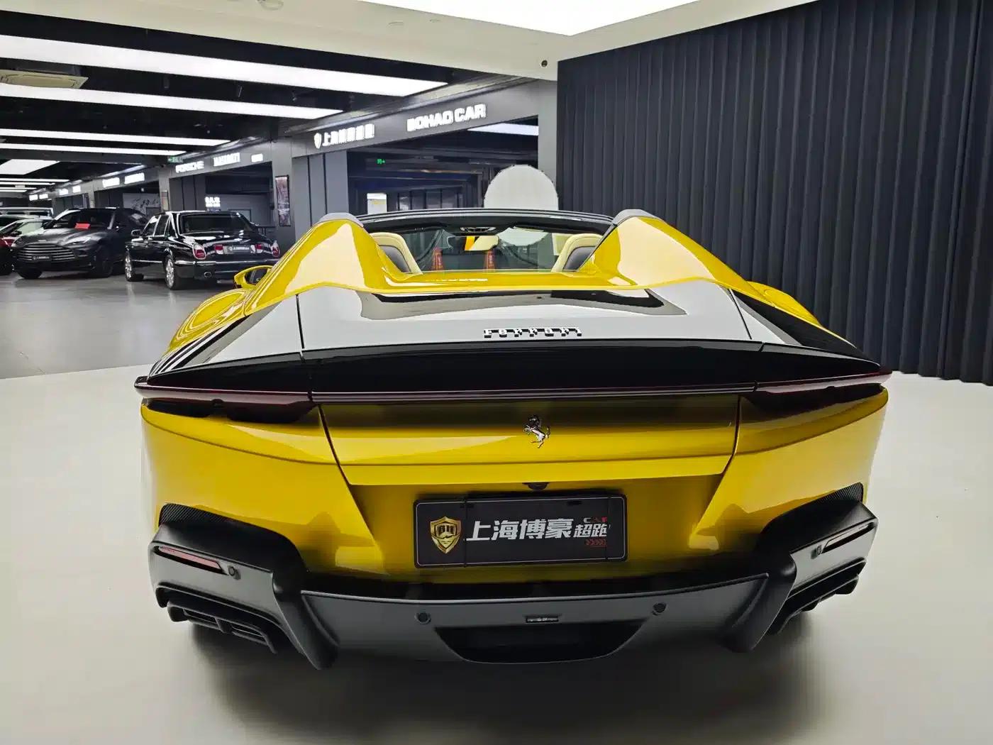 Ferrari 12 Cilindri 2024 6.5L Spider — миниатюра 4