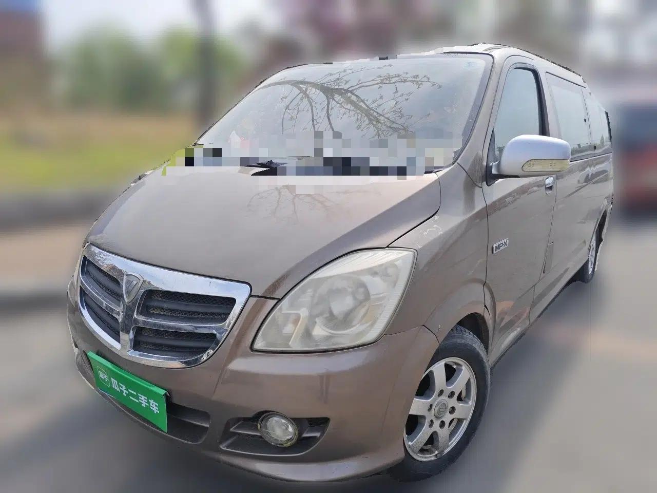 Foton MP-X E 2011 2.4L - M240SL Wealth Express Comfort Edition 4G64 — миниатюра 1