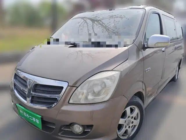 Foton MP-X E 2011 2.4L - M240SL Wealth Express Comfort Edition 4G64