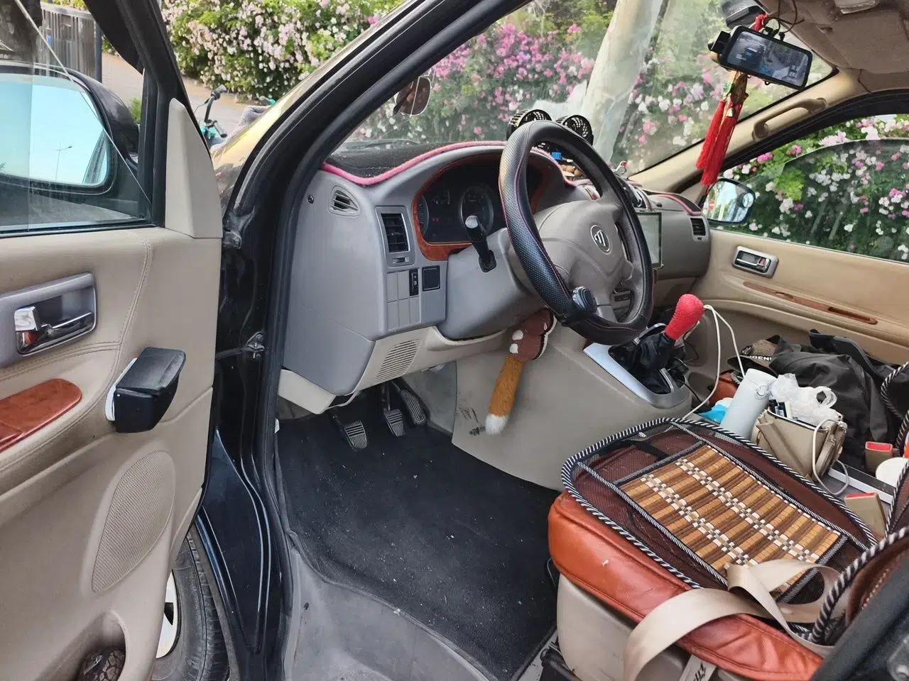 Foton MP-X E 2014 2.0L Business Class Standard Edition 4G64 — миниатюра 17