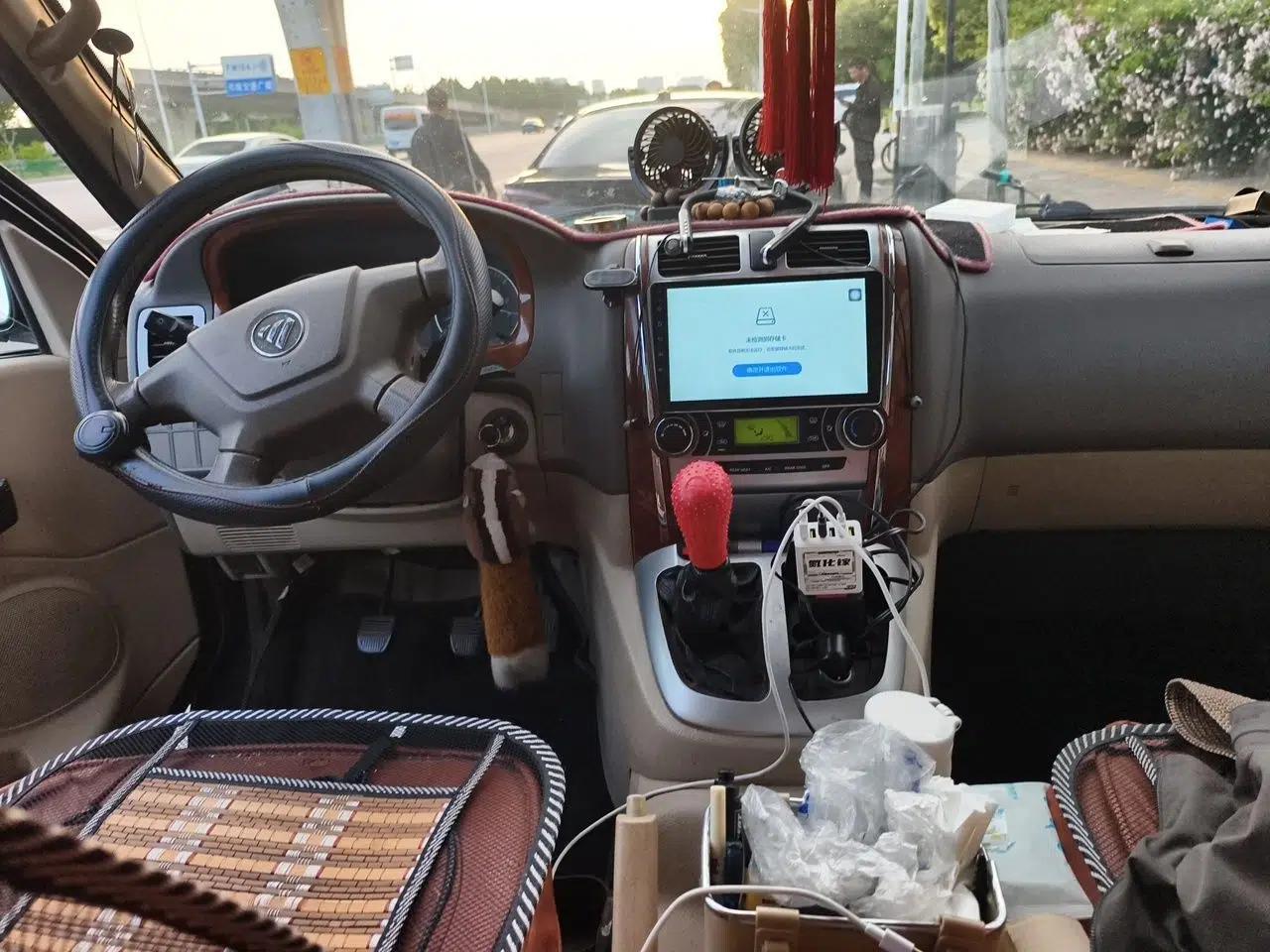 Foton MP-X E 2014 2.0L Business Class Standard Edition 4G64 — миниатюра 10