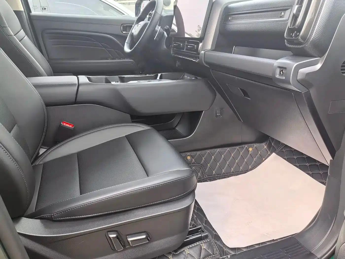Haval Raptor 2025 Fuel-Powered 2.0T 4WD Ultra — миниатюра 14