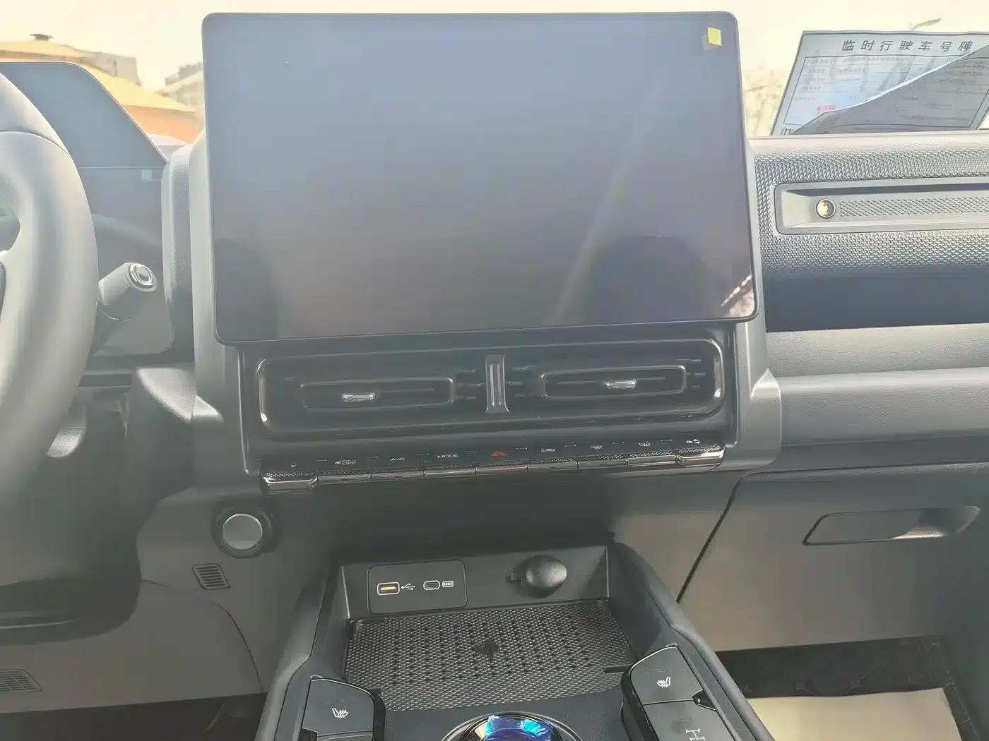 Haval Raptor 2025 Fuel-Powered 2.0T 4WD Ultra — миниатюра 9