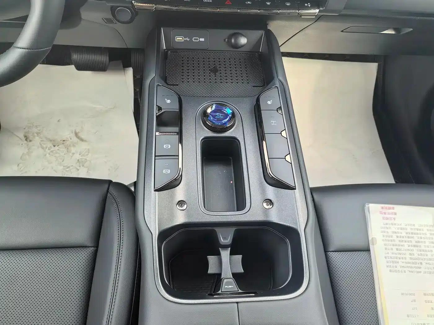 Haval Raptor 2025 Fuel-Powered 2.0T 4WD Ultra — миниатюра 10