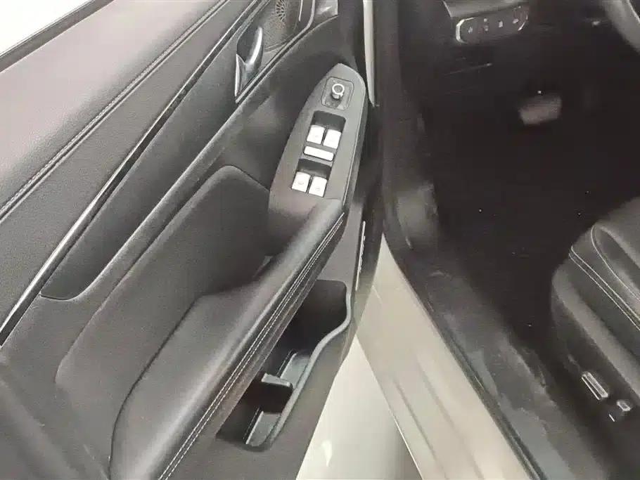 Haval First Love 2021 1.5T Automatic Large Edition — миниатюра 7