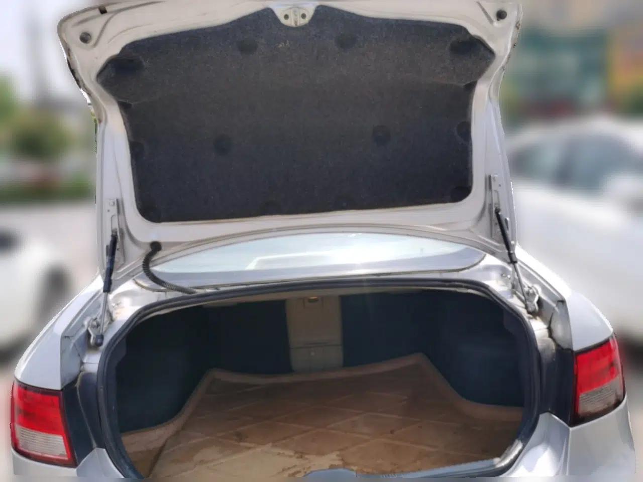 GAC Trumpchi GA5 2012 1.8L Manual Elite Model — миниатюра 20