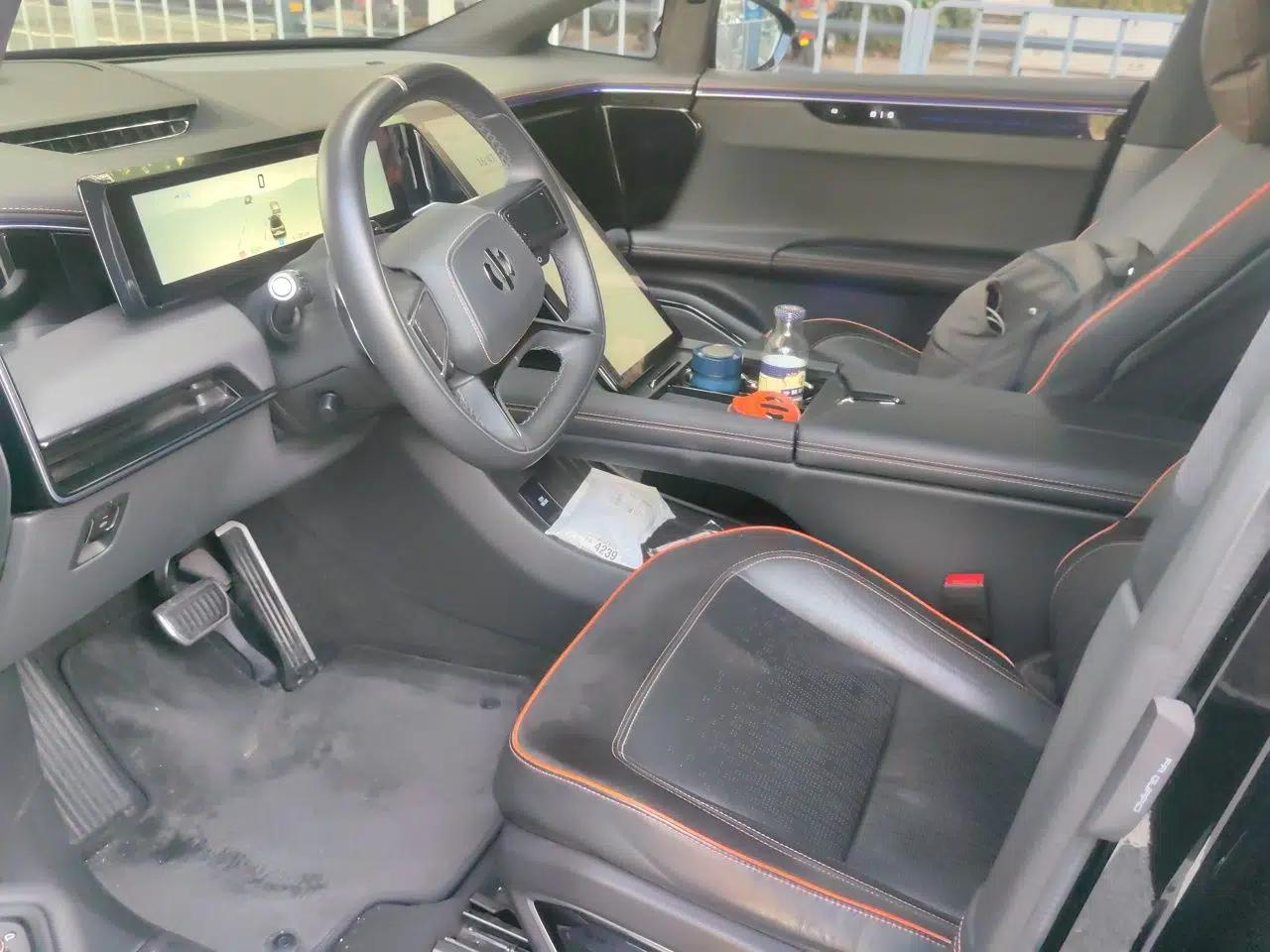 HiPhi X 2021 Luxury Edition 6-Seater — миниатюра 16
