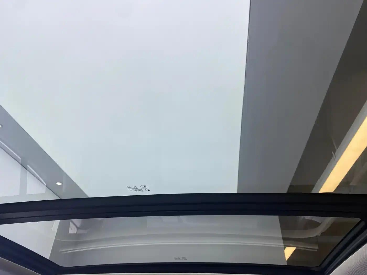 Hongqi H5 PHEV 2025 Model 170 Super Hybrid — миниатюра 14