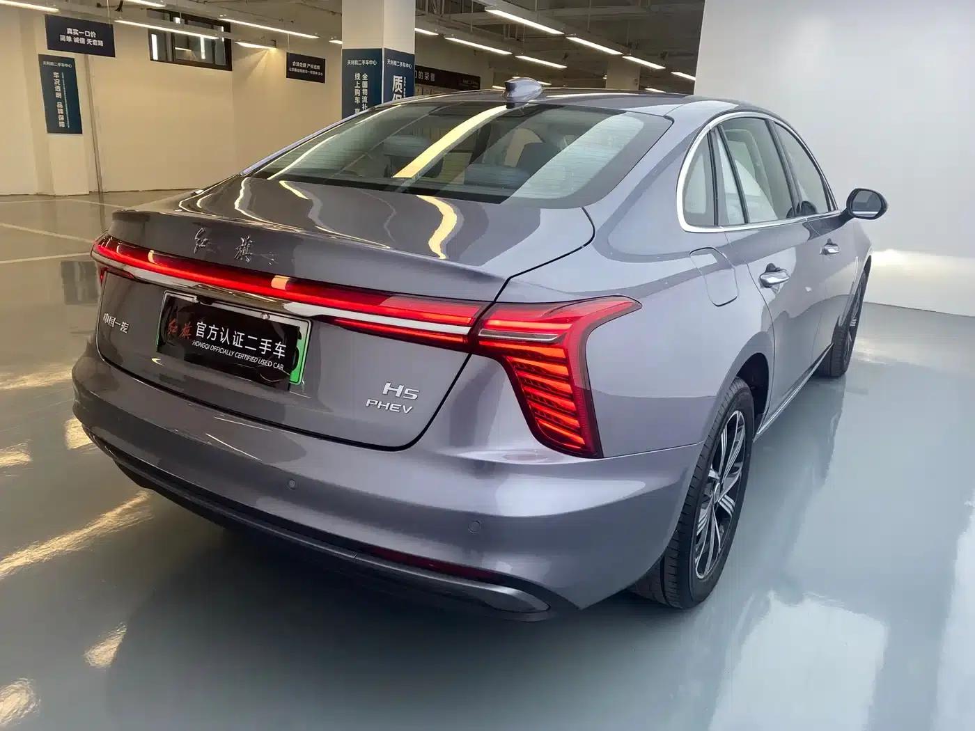 Hongqi H5 PHEV 2025 Model 170 Super Hybrid — миниатюра 17