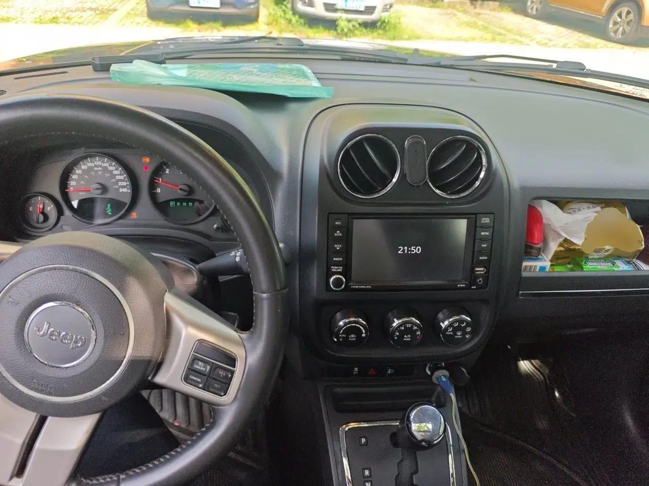 Jeep Patriot 2013 2.4 Luxury Navigation Edition — миниатюра 10