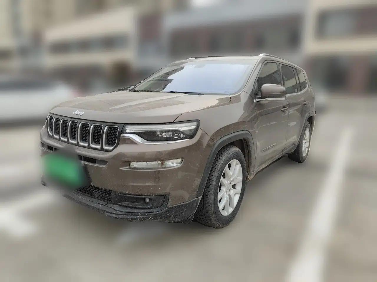 Jeep Commander 2018 2.0T Two-Wheel Drive Enjoy Edition China V — миниатюра 1