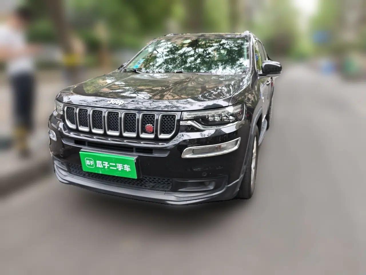 Jeep Commander 2018 2.0T Two-Wheel Drive Enjoy Edition China V — миниатюра 1