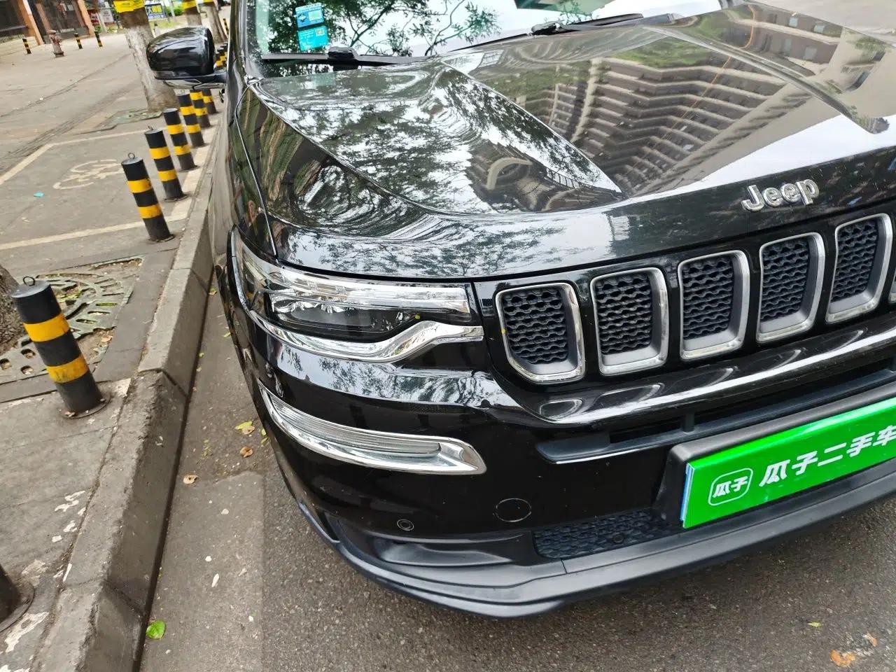 Jeep Commander 2018 2.0T Two-Wheel Drive Enjoy Edition China V — миниатюра 7