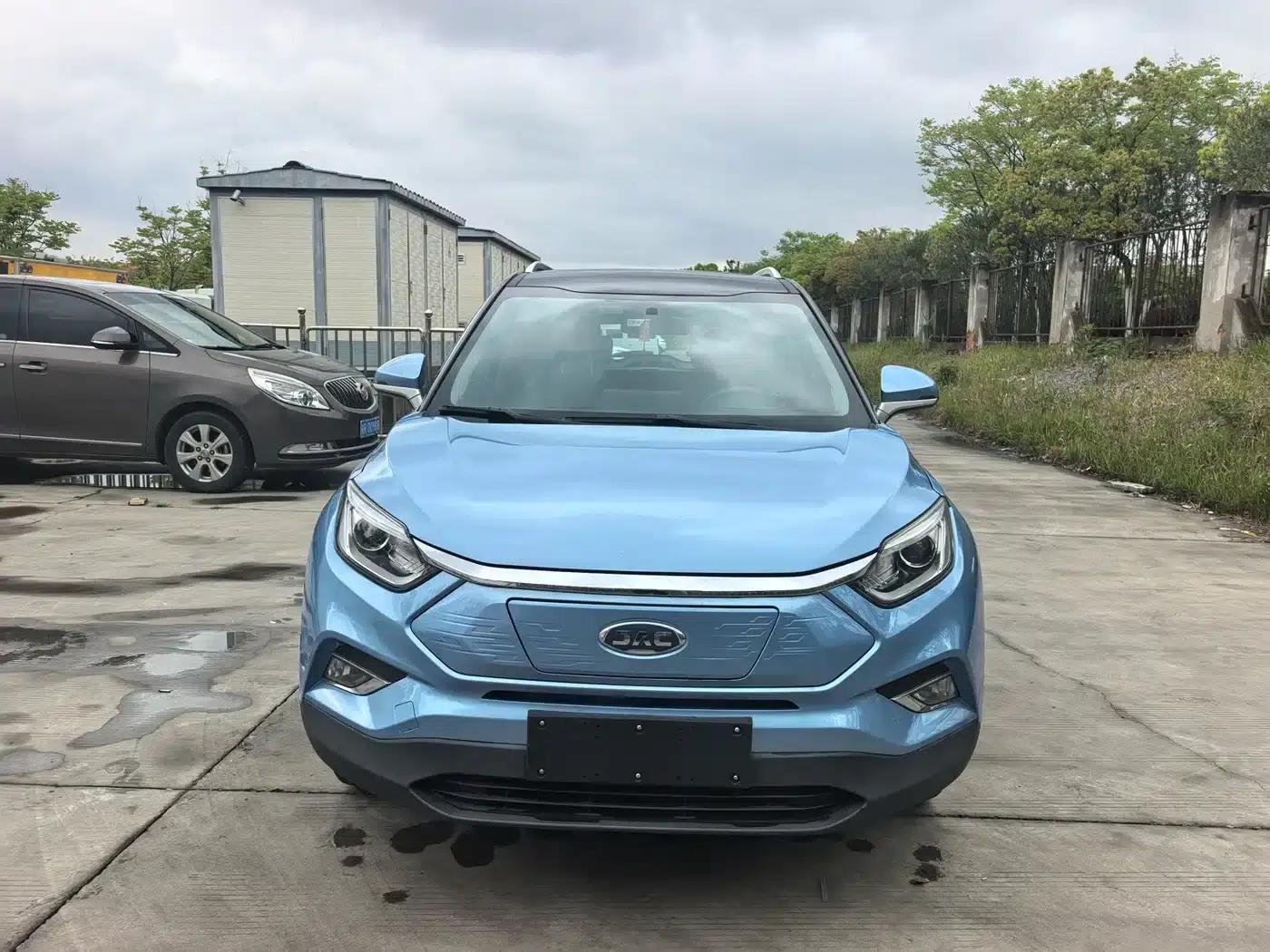 JAC iEVS4 2019 Luxury Smart Edition — миниатюра 2