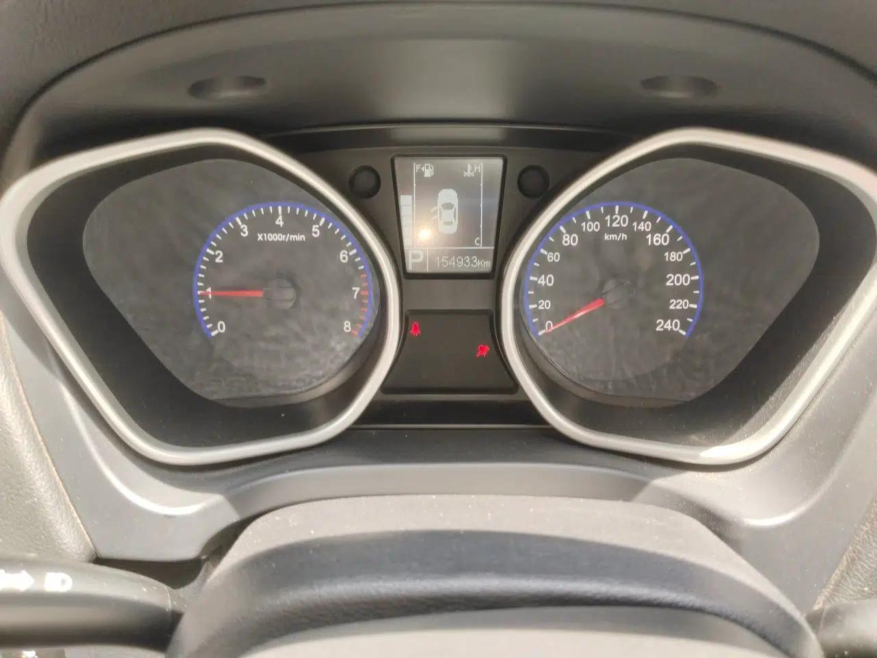 Geely Auto GX9 2014 2.4L Automatic Two-Wheel Drive Deluxe Model — миниатюра 12
