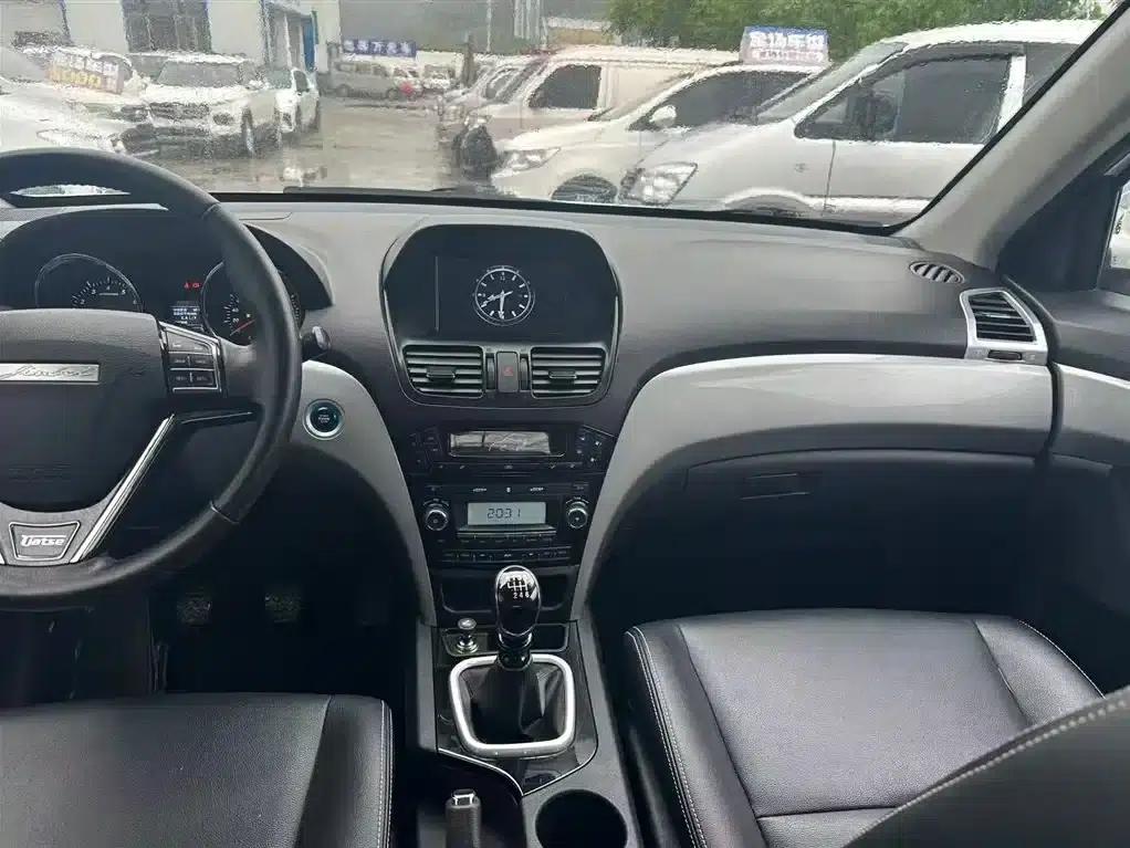 Jinbei S70 2017 1.5T Fashion Edition 5-seater — миниатюра 5