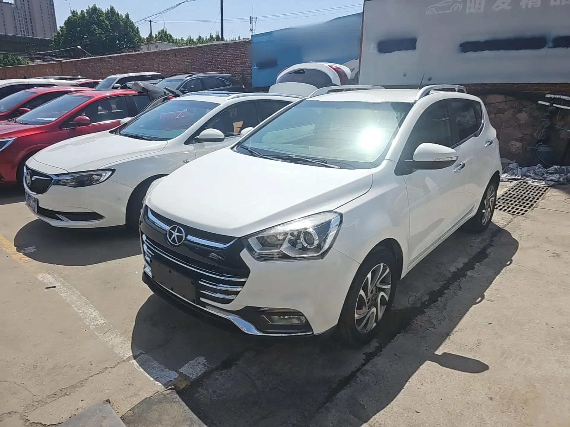 JAC Group Refine S2 2015 1.5L Manual Luxury Model — миниатюра 1