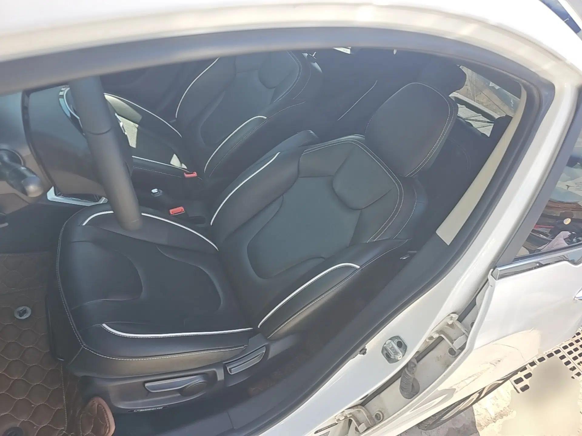 JAC Group Refine S2 2015 1.5L Manual Luxury Model — миниатюра 17