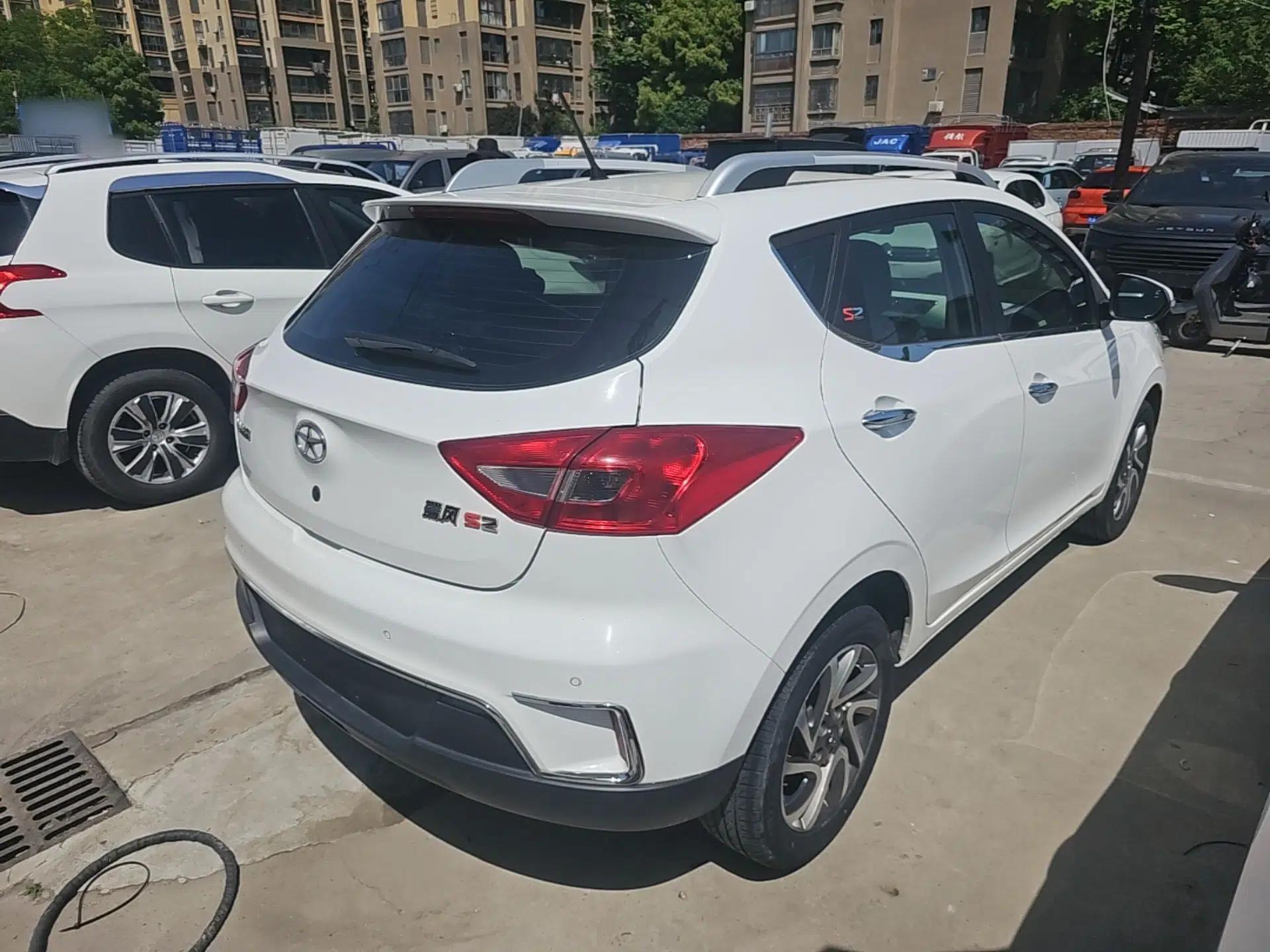 JAC Group Refine S2 2015 1.5L Manual Luxury Model — миниатюра 4