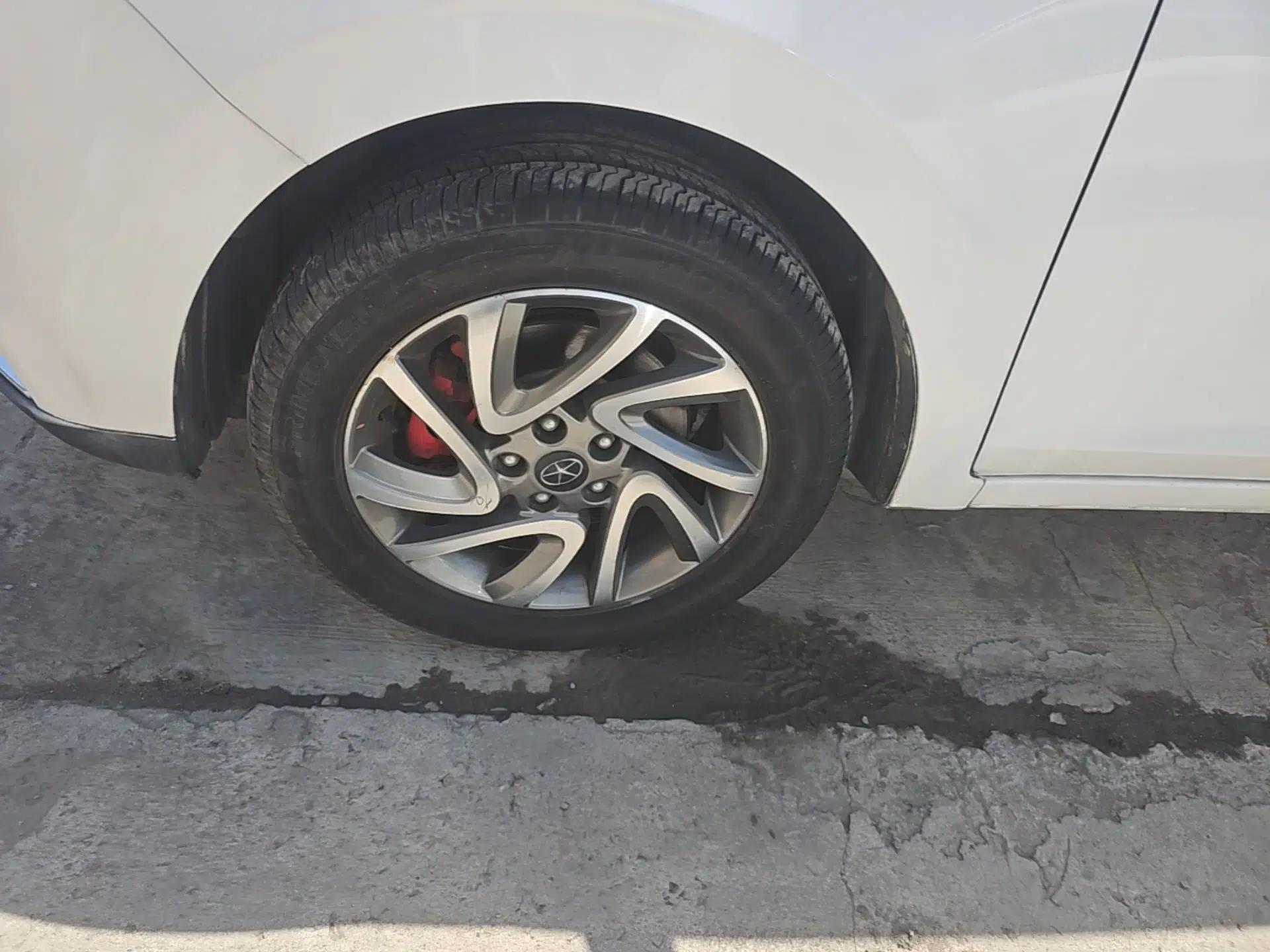 JAC Group Refine S2 2015 1.5L Manual Luxury Model — миниатюра 9