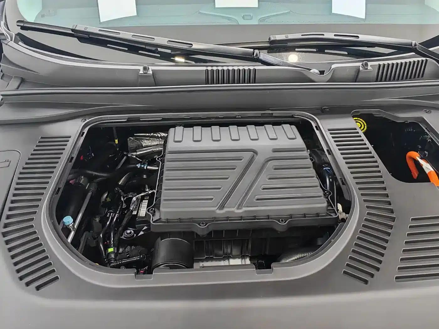 Jetour X90 C-DM 2025 Luxury Edition 5-seater — миниатюра 16