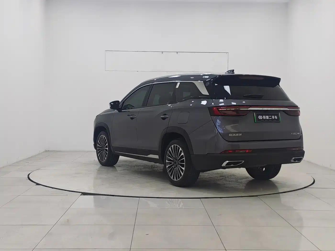 Jetour X90 C-DM 2025 Luxury Edition 5-seater — миниатюра 5