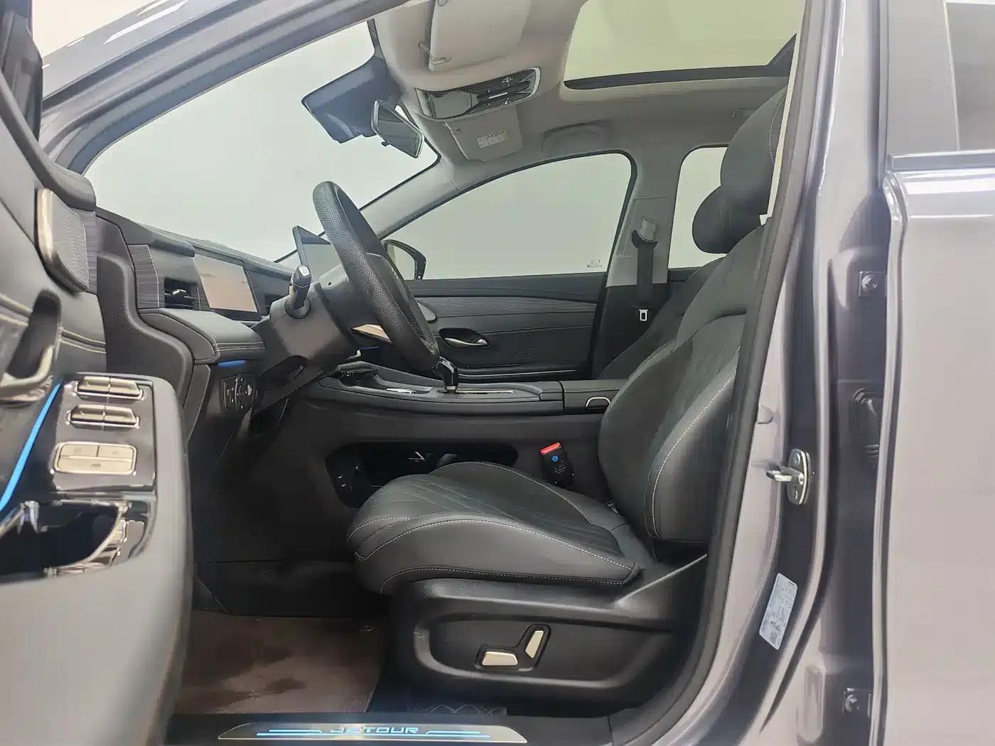 Jetour X90 C-DM 2025 Luxury Edition 5-seater — миниатюра 7