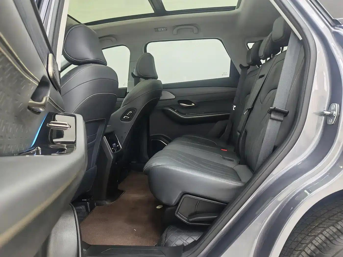 Jetour X90 C-DM 2025 Luxury Edition 5-seater — миниатюра 8