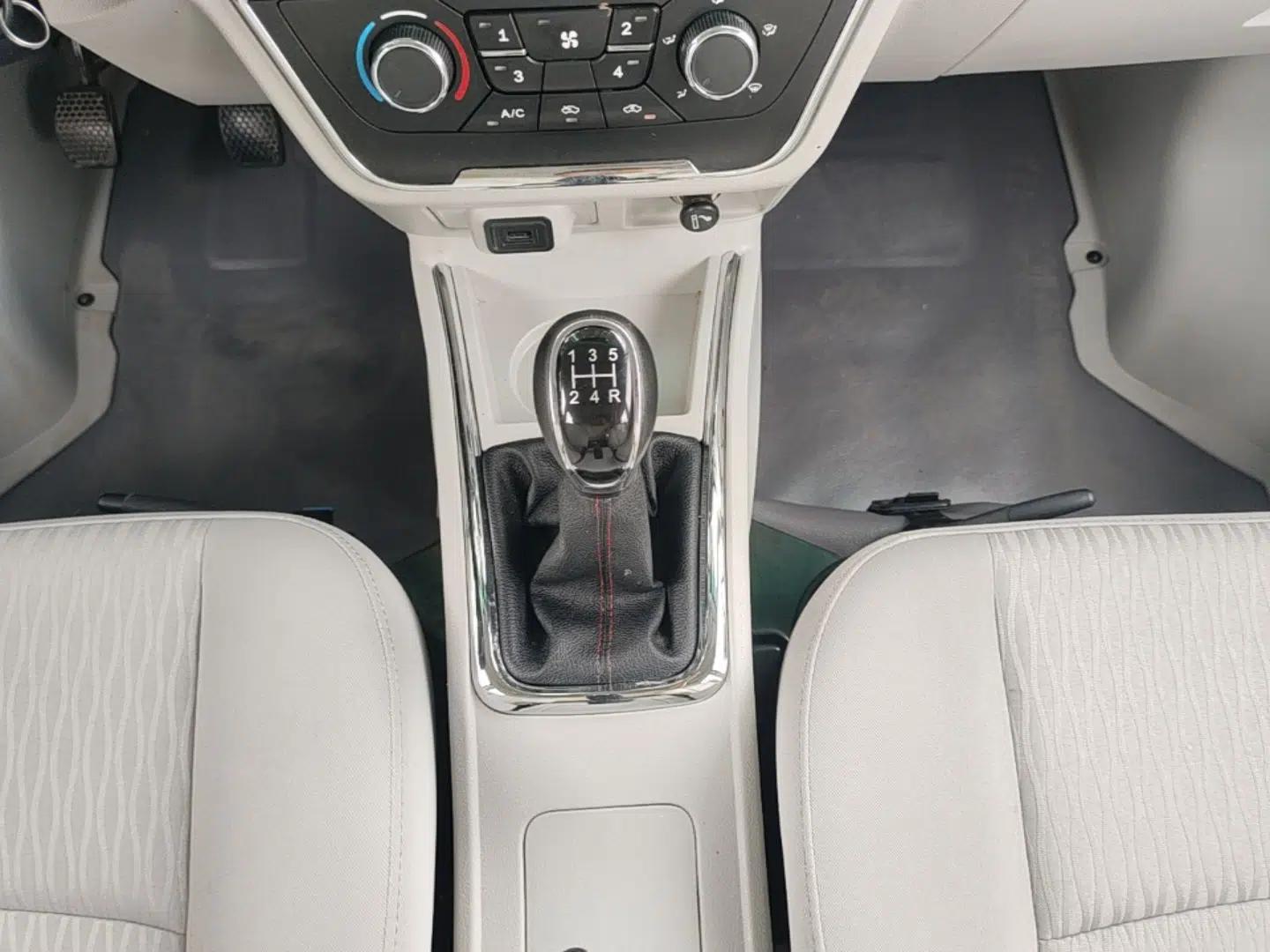 Jinbei New Hiace S 2021 1.5L Wealth Central Air-Conditioned Bus China VI Standard Model SWC15M — миниатюра 17