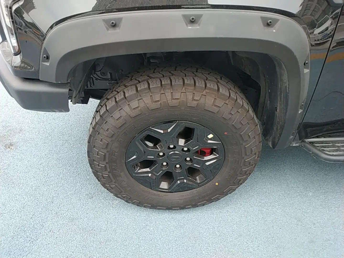 JMC DaDao 2024 Gantaner 2.3T Diesel Automatic 4x4 Boundless Edition — миниатюра 8