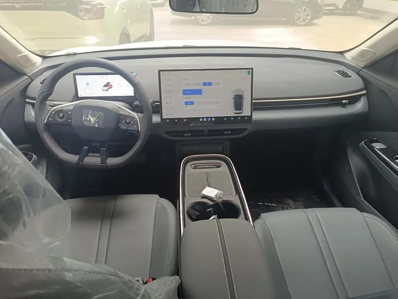 ARCFOX T1 2025 Model 320 PRO — миниатюра 13