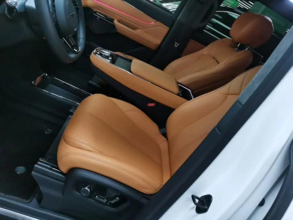 Geely Galaxy LEVC L380 2024 140-Degree 6-Seater All-Wheel-Drive Ultra — миниатюра 18