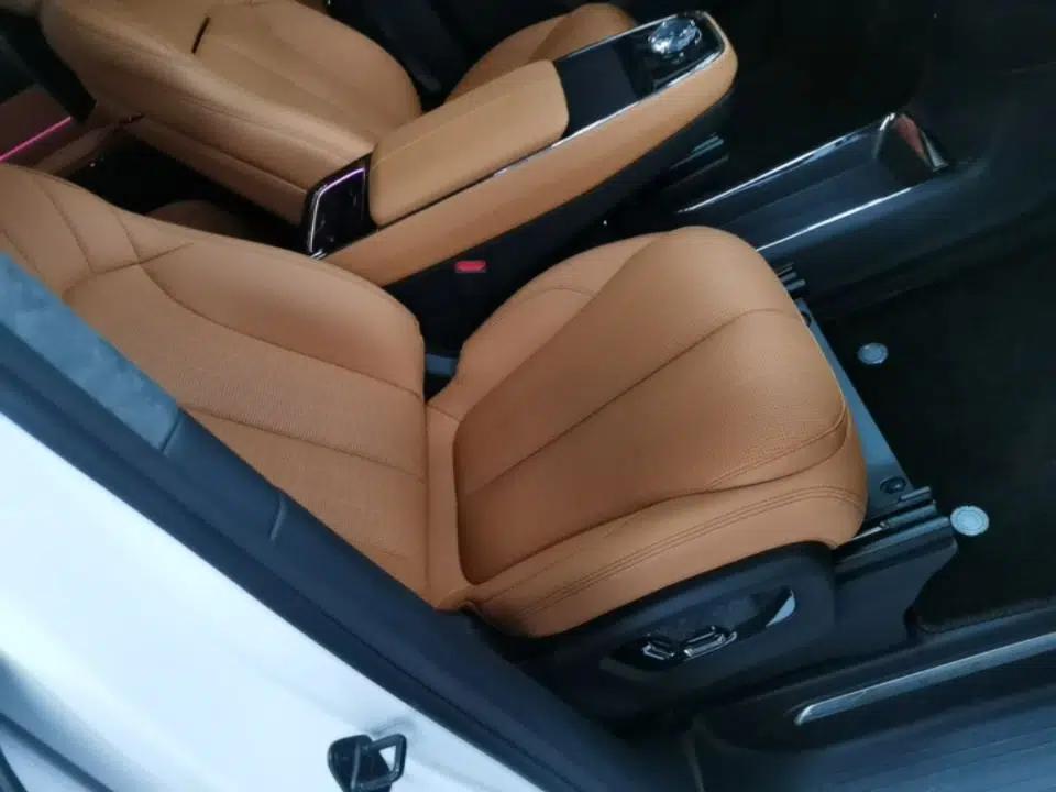 Geely Galaxy LEVC L380 2024 140-Degree 6-Seater All-Wheel-Drive Ultra — миниатюра 23