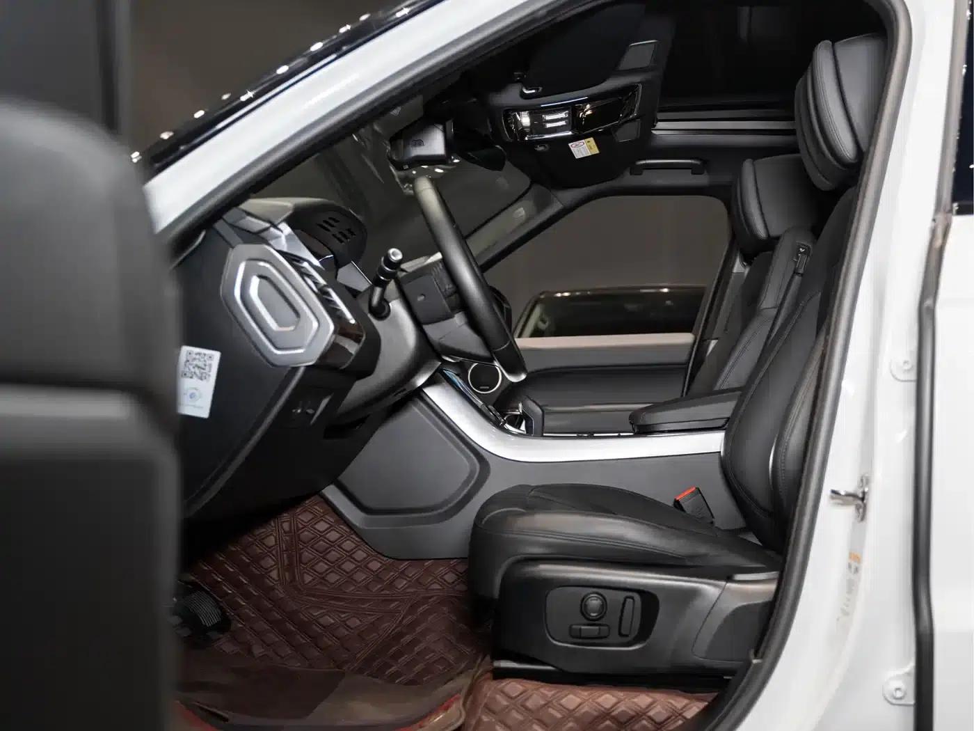 Range Rover Sport Hybrid 2019 P400e SE — миниатюра 11