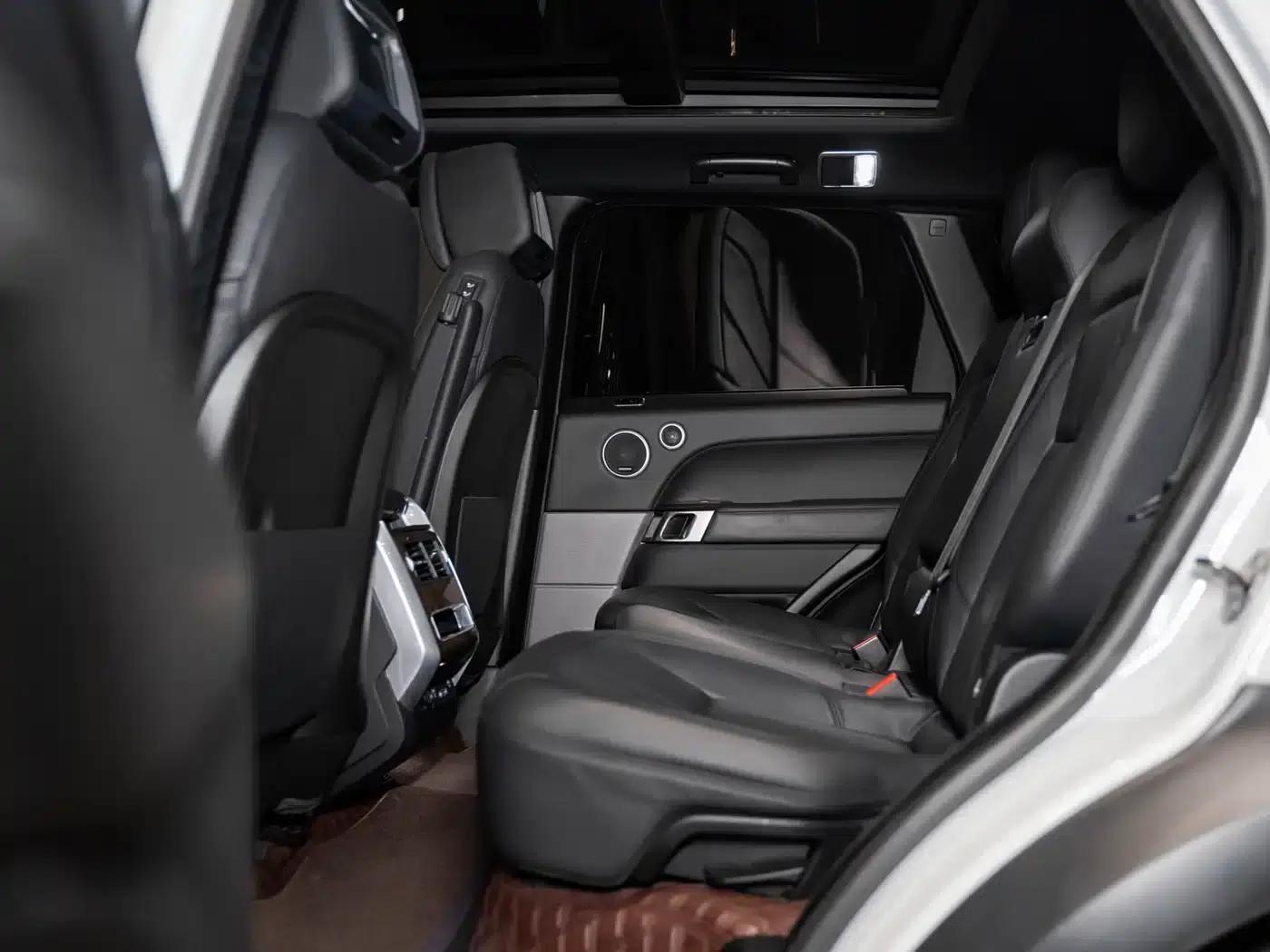 Range Rover Sport Hybrid 2019 P400e SE — миниатюра 19