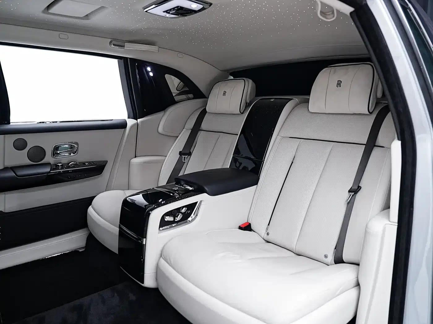 2018 Phantom 6.7T Long Wheelbase — миниатюра 15