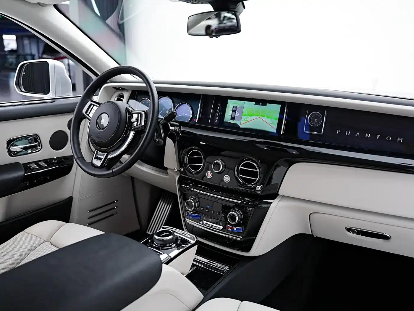 2018 Phantom 6.7T Long Wheelbase — миниатюра 24